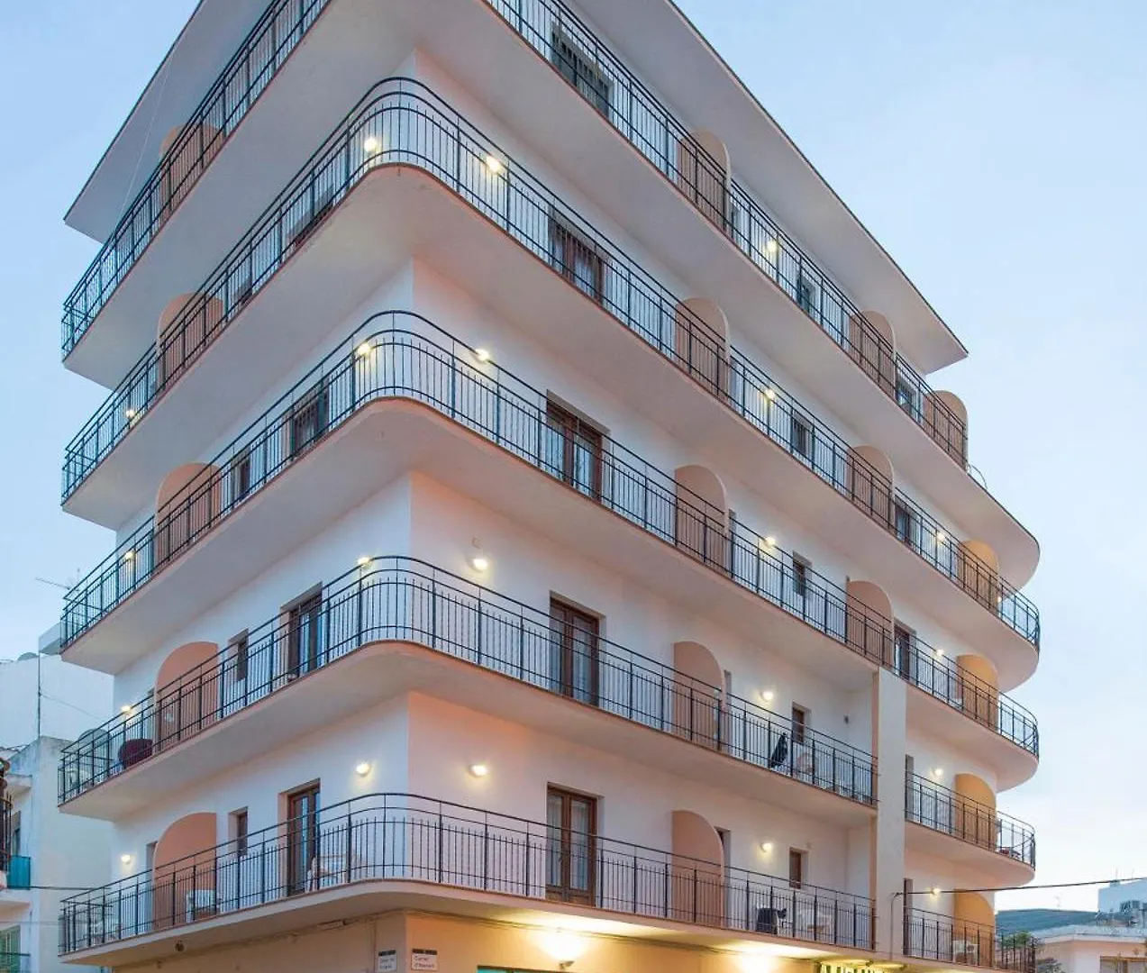 4 Hoteles Familiares cerca de Punta Galera que Vale la Pena